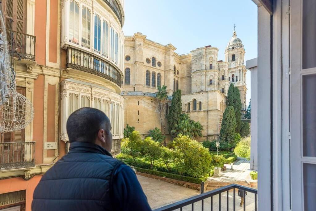 Cathedral Suites مالقة الغرفة الصورة