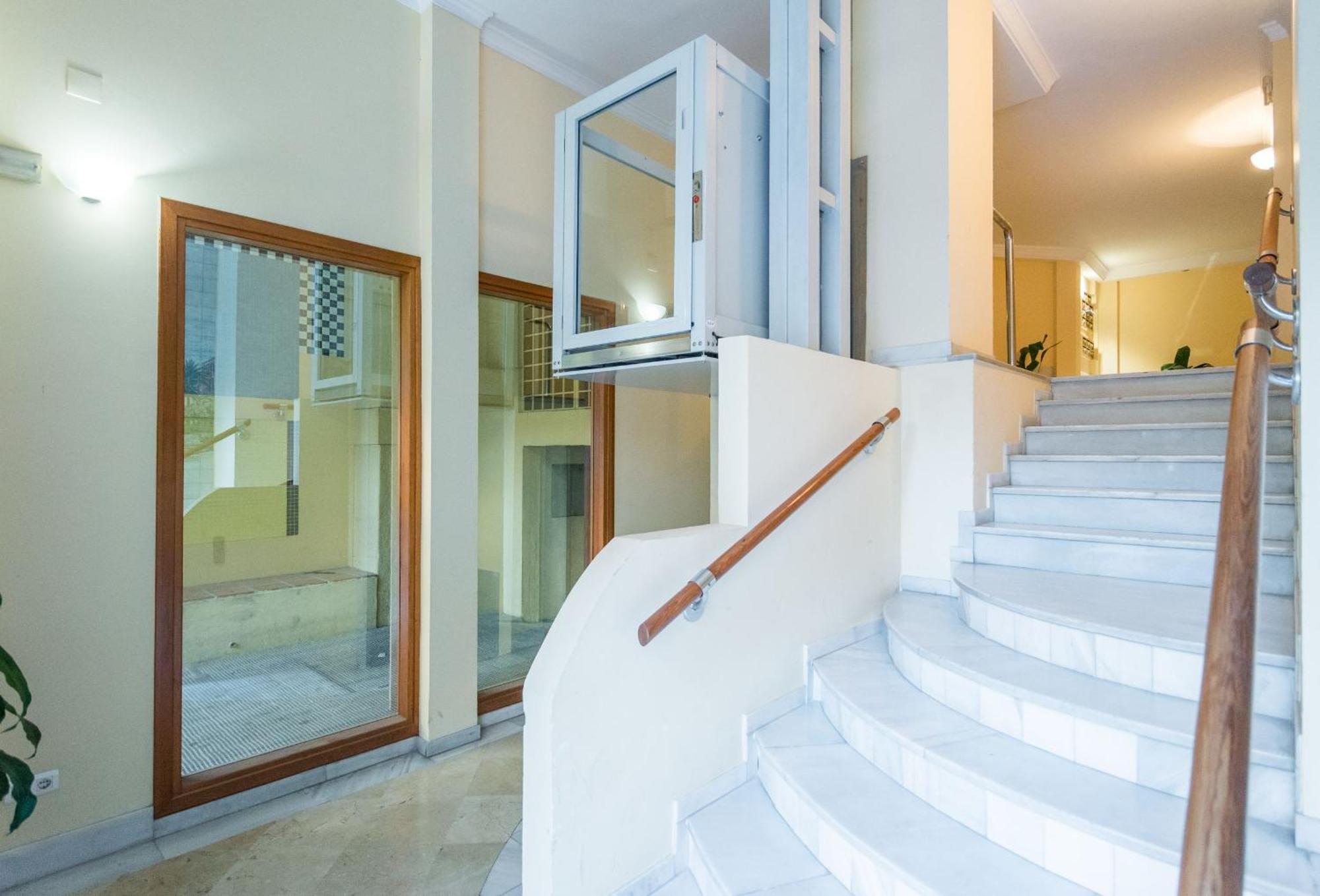 Cathedral Suites مالقة الغرفة الصورة